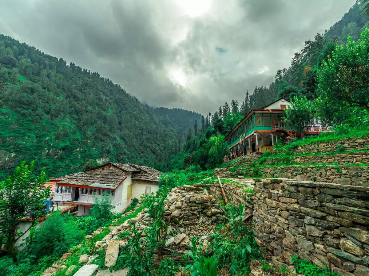 Jibhi Tirthan Valley Tour Package